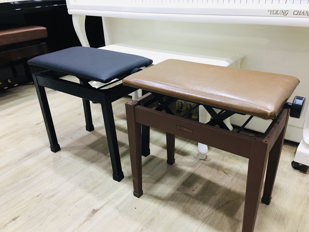 Secondhand piano chair