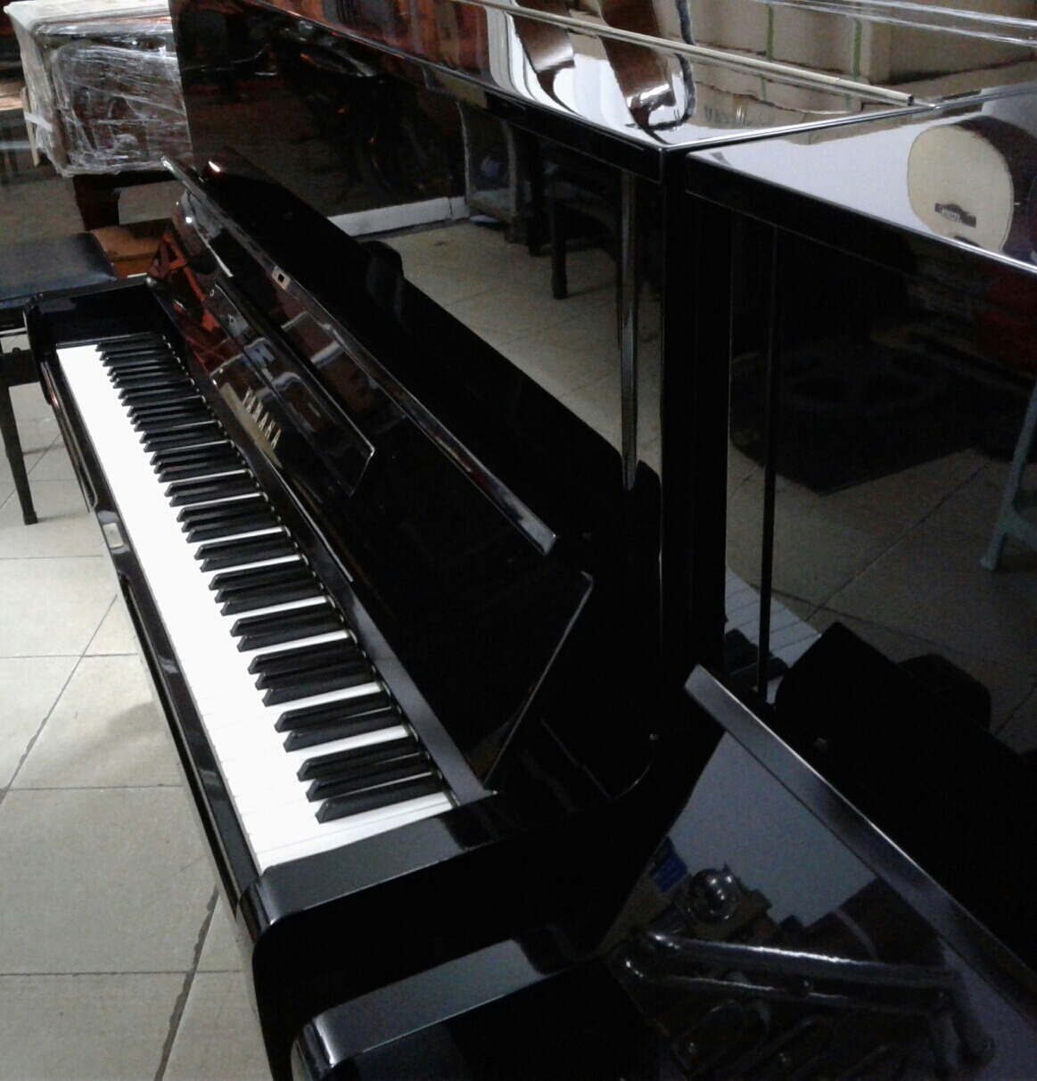 Yamaha U1H